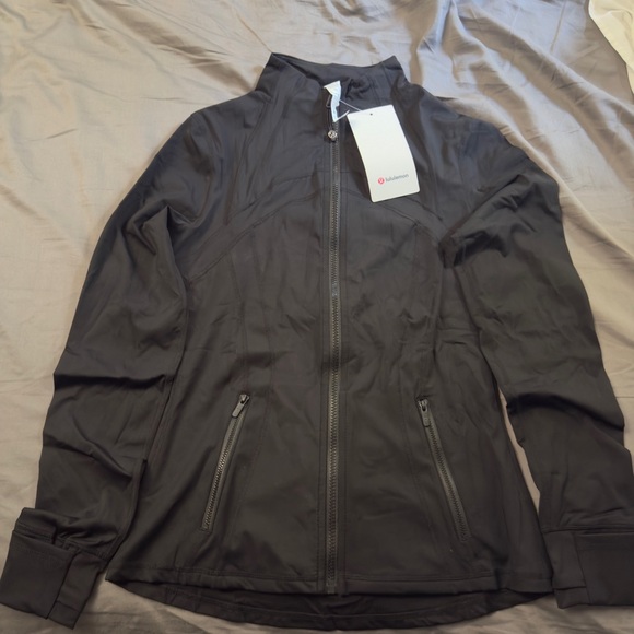 lululemon Define Jakcet Nulu Size 8 - Black - Picture 1 of 5